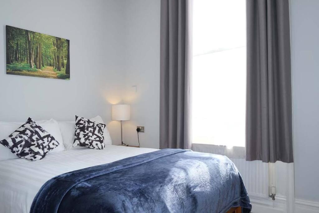 Seymour Townhouse By Serviced Living Liverpool Zewnętrze zdjęcie